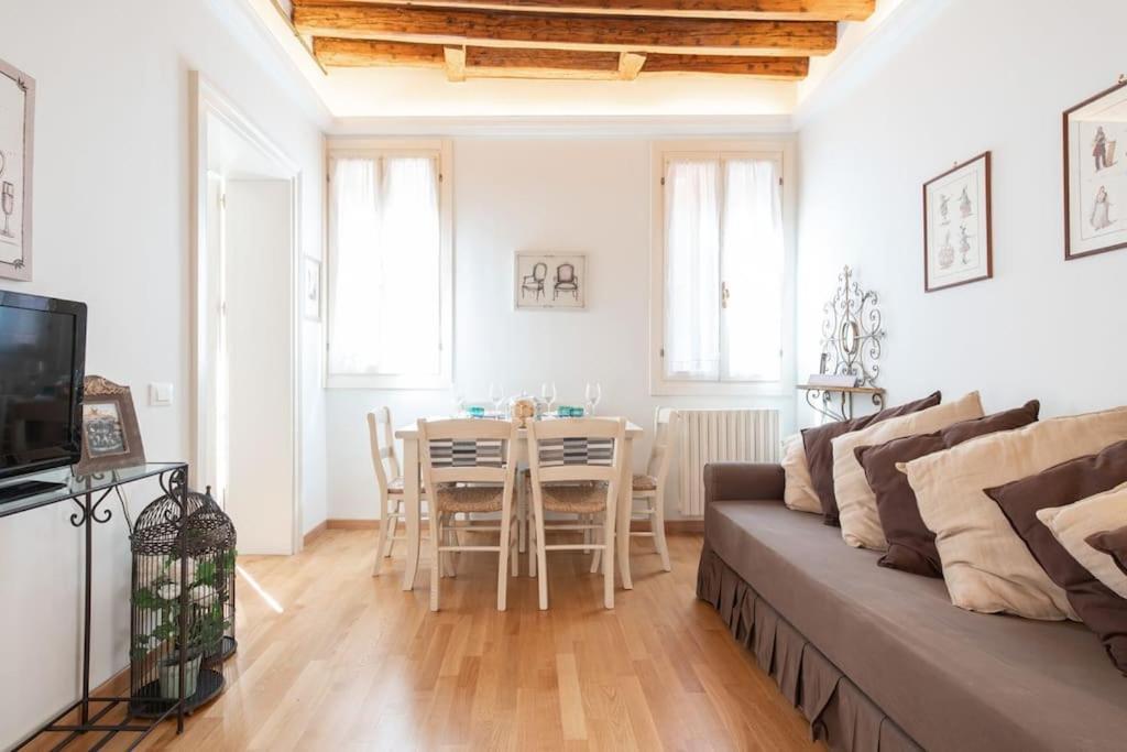 Апартаменти Casa Claudia Ai Frari Венеція Екстер'єр фото
